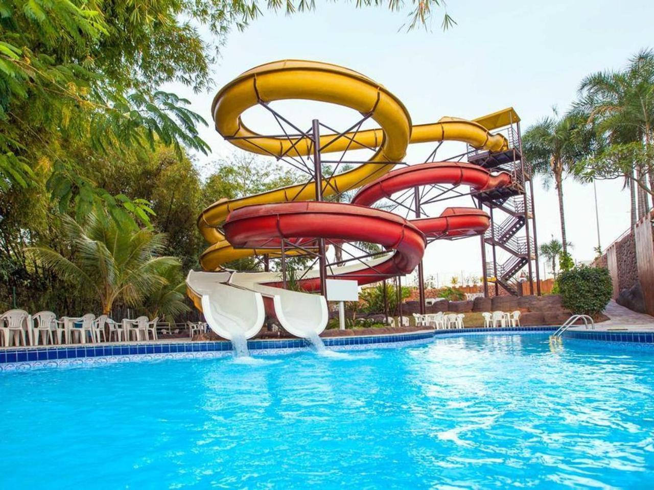 Golden Dolphin Grand Hotel - Flats Caldas Novas Kültér fotó